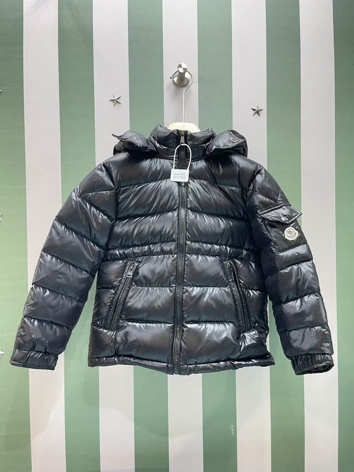 Moncler Kids Puffer Jacket – 2025 Collection in Light Pink