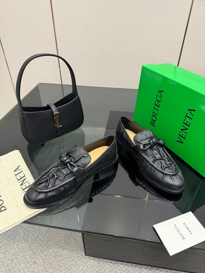 Bottega Veneta Astaire Suede Loafers in Black Leather