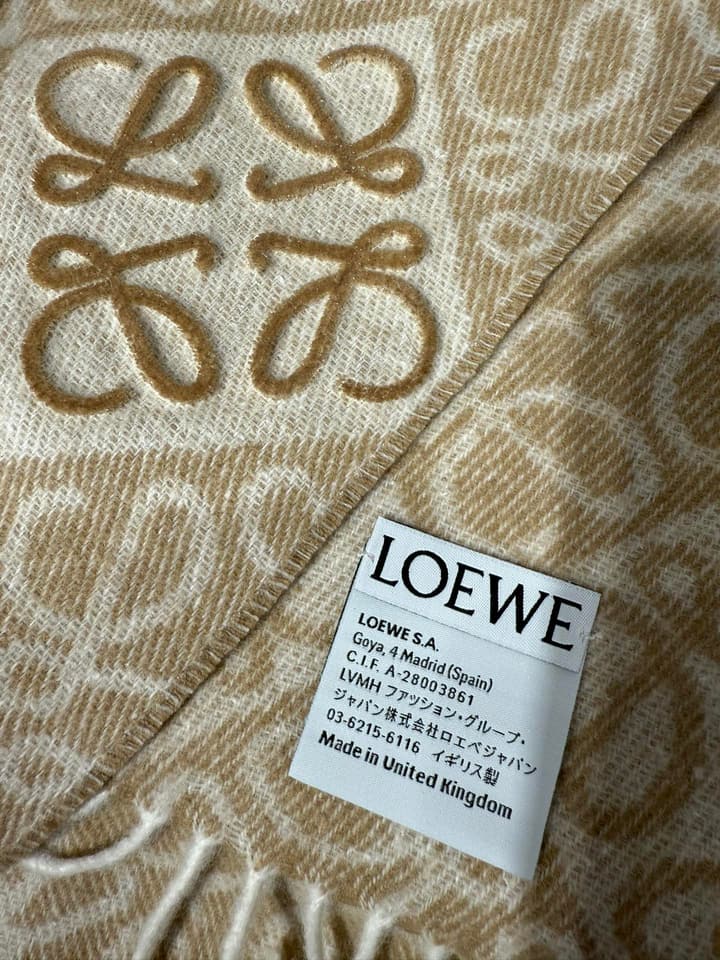Loewe Double-Sided Wool Cashmere Anagram Scarf – 2025 Collection