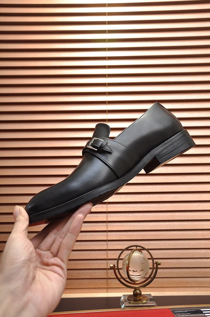 Hermès Leather Driving Shoes in Black