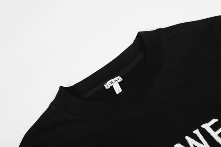 Loewe Center Letter Embroidered Crewneck Sweatshirt – 25SS in Black
