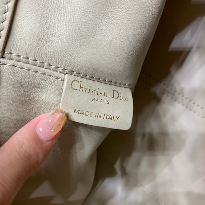 Dior C'est Dior Bucket Bag – 23FW in Cream