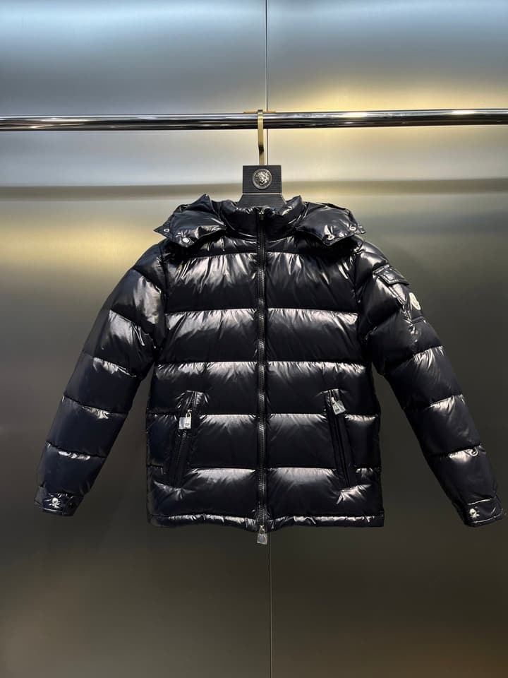 Moncler Maya Short Down Jacket – Kids Collection in Cream White