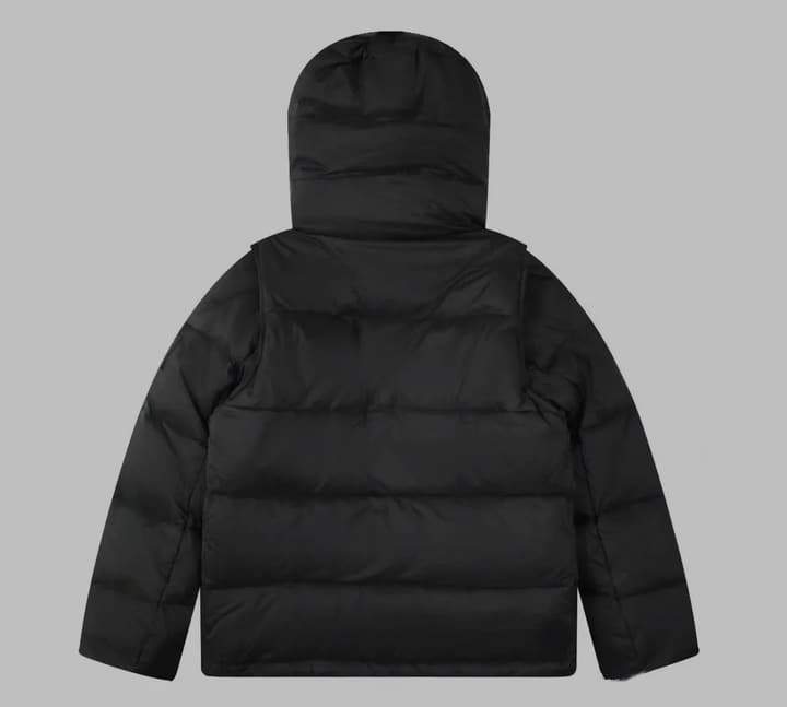 Burberry Detachable Hood Puffer Jacket – SS23 in Black Down Jacket (full Sleeve)