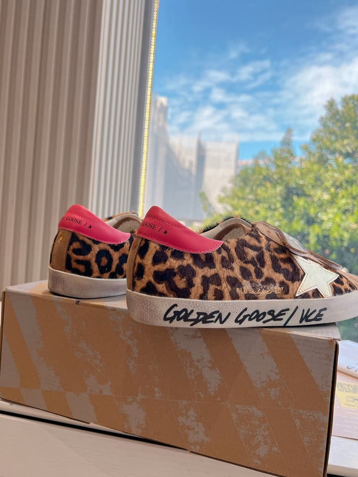 Golden Goose SPACE Series Distressed Sneakers – 2025 Collection in Leopard Print Velcro