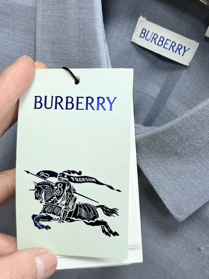 Burberry Men's Casual Long Sleeve Shirt – Autumn/Winter Collection in Charcoal Black