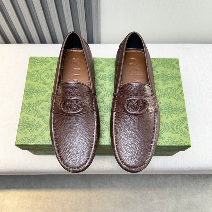 Gucci Premium Leather Loafers in Black Embossed Leather