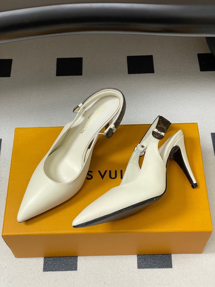 Louis Vuitton Legacy Slingback Pumps – 25SS in Light Grey Patent