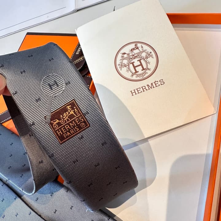 Hermès Men's Silk Tie in Burnt Orange Brown
