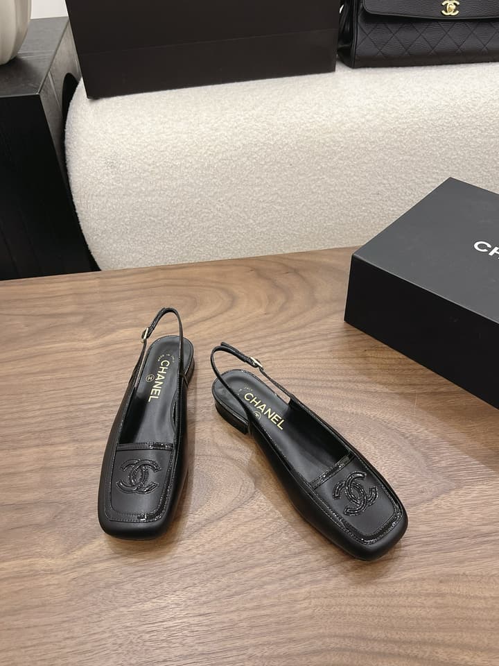Chanel Leather Flats – 2026