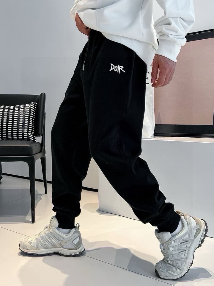 Dior Irregular Letter Embroidery Sweatpants – 23SS in Black
