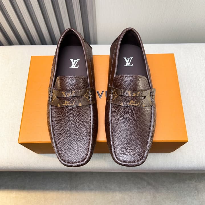 Louis Vuitton Pebbled Leather Driving Shoes in Black Textured Leather