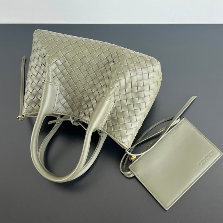 Bottega Veneta Pinacoteca Small Tote Handbag – 2025SS in Burgundy With Light Blue Lining A