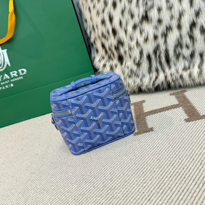 Goyard Muse Vanity Ultra Mini Cosmetic Bag in Blue