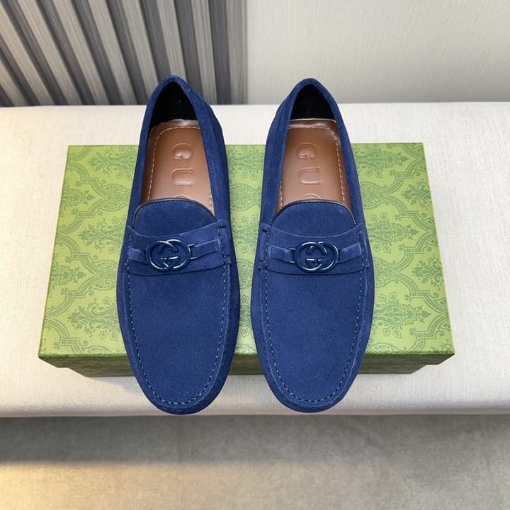 Gucci Premium Leather Loafers in Black Embossed Leather