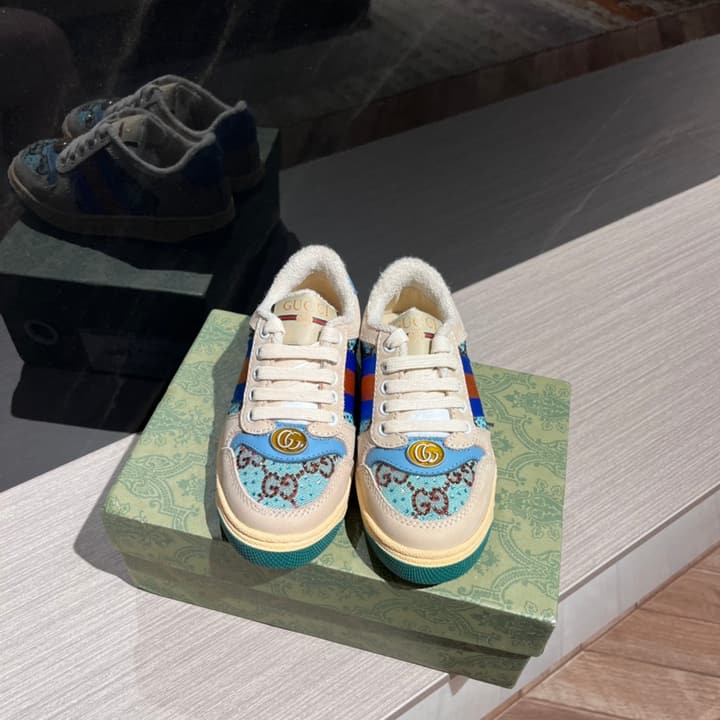 Gucci Rhyton Distressed Kids' Sneakers – Kids Collection – 2023SS in Cream With Blue Flower Design