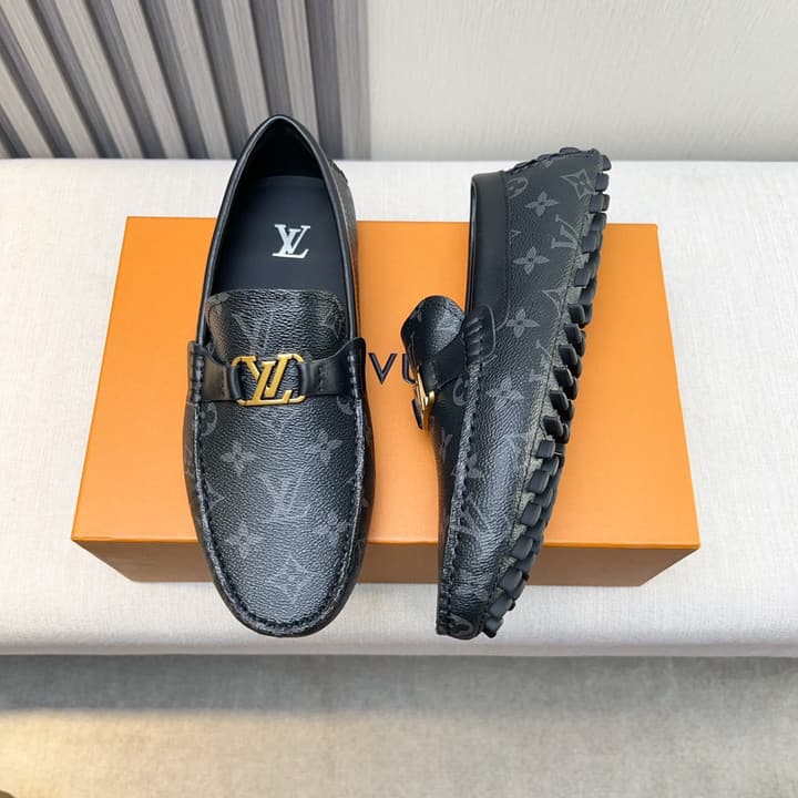 Louis Vuitton Pebbled Leather Driving Shoes in Black Smooth Leather