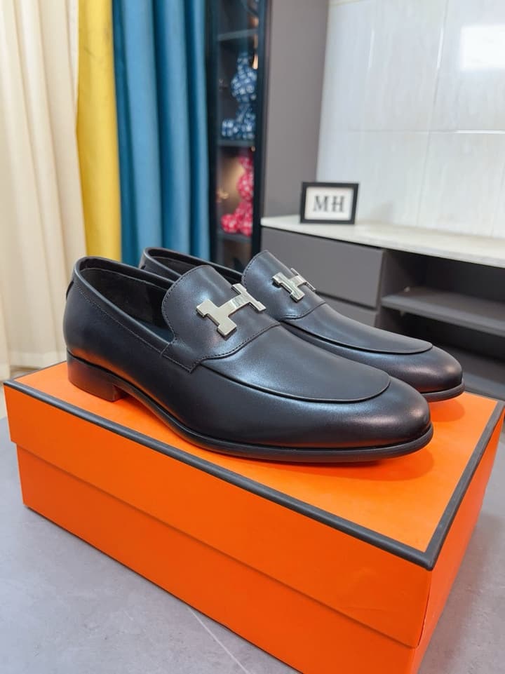 Hermès Business Leather Loafers