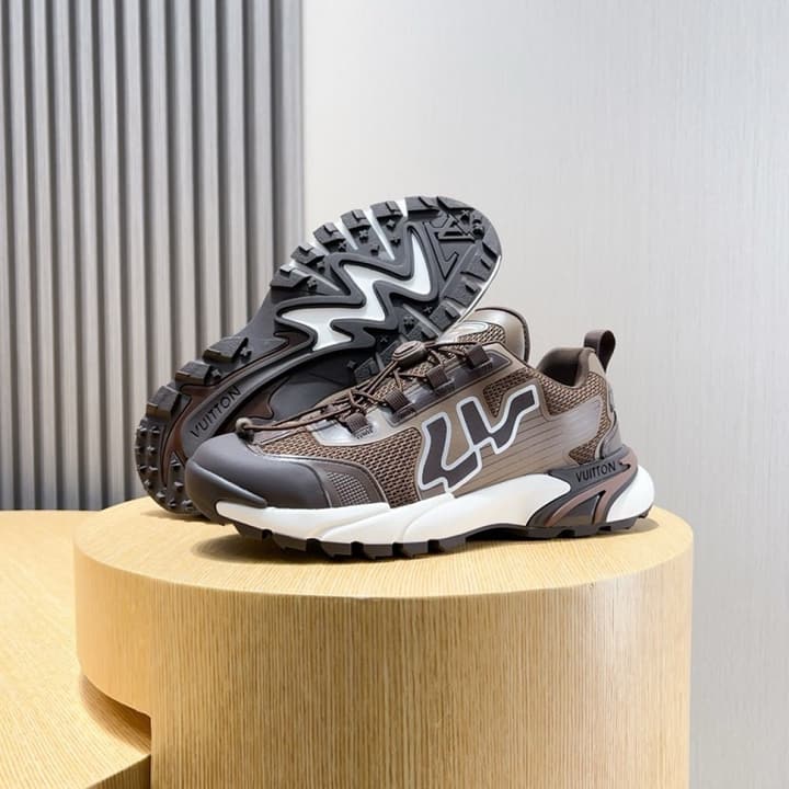 Louis Vuitton Runner Tatic Sneakers in Charcoal Monogram