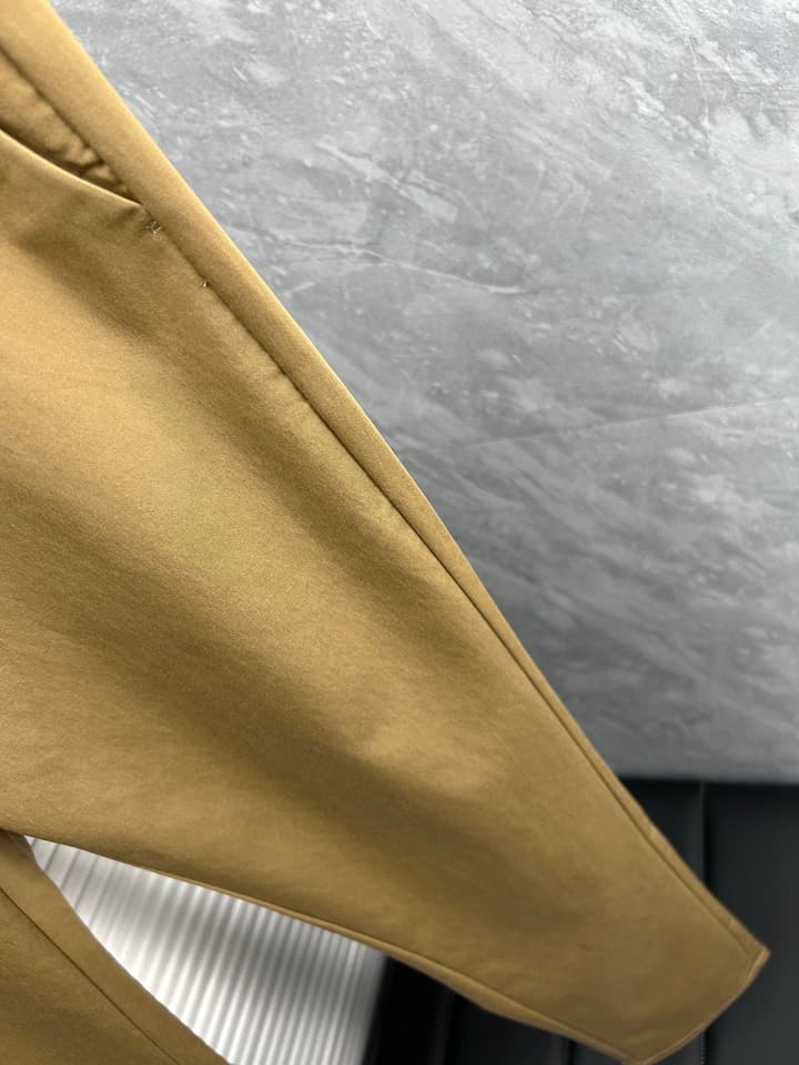 Burberry Tailored Casual Trousers – 2025SS in Camel Brown