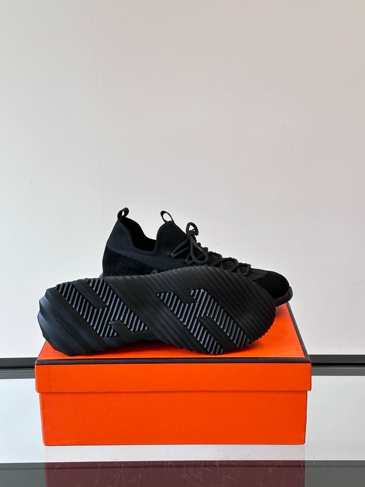 Hermès Men's Casual Sport Sneakers in All Black Knit