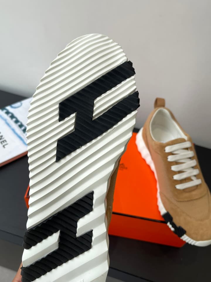 Hermès Classic Couple's Casual Sneakers in Black