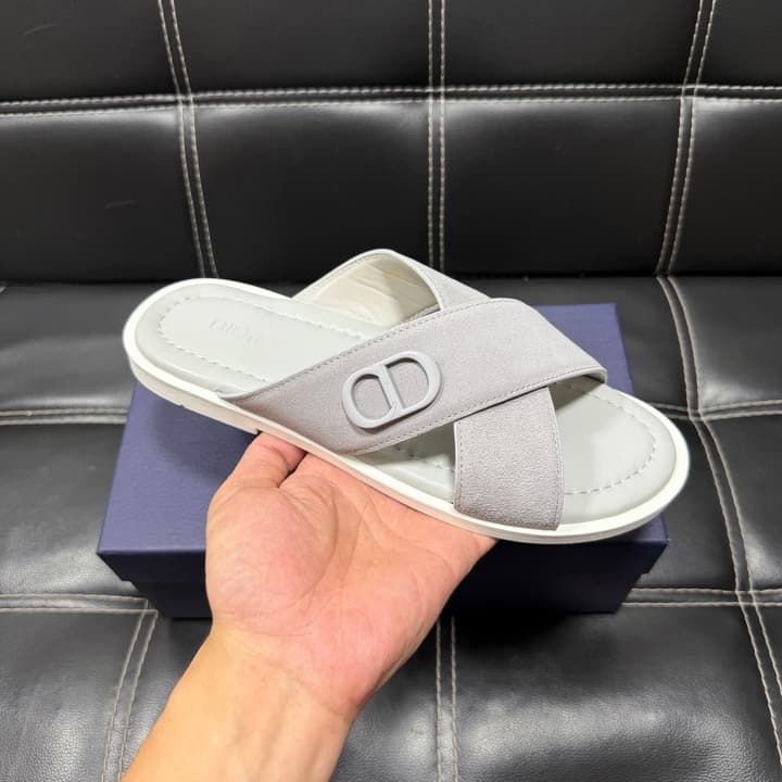 Dior Men's Pebbled Leather and Suede Slides – Spring/Summer Collection 2025 in Black Pebbled Leather Cross Strap