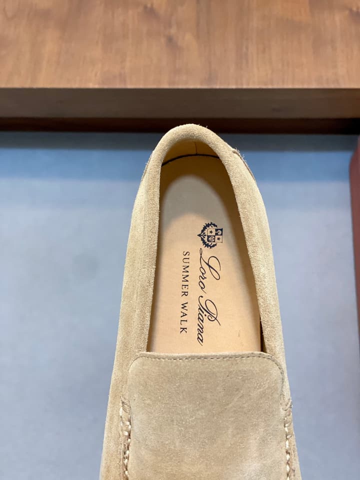 Loro Piana Unisex Suede Leather Loafers in Cream Suede