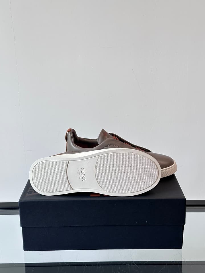 Zegna Men's Low-Top Leather Sneakers in Black & White