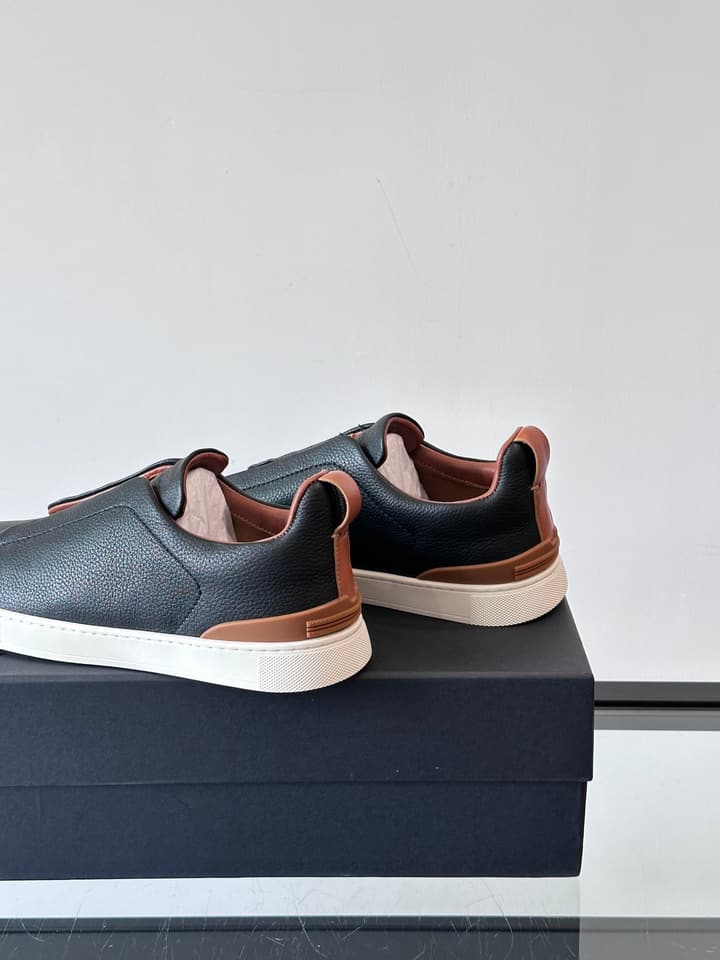 Zegna Men's Low-Top Leather Sneakers in Black & White