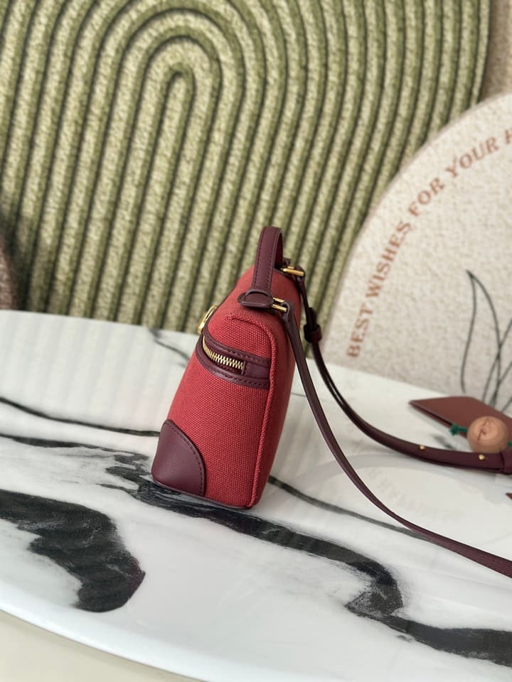 Loro Piana L19 Canvas Crossbody Bag – Spring/Summer Resort Collection in Beige Canvas With Burgundy Trim