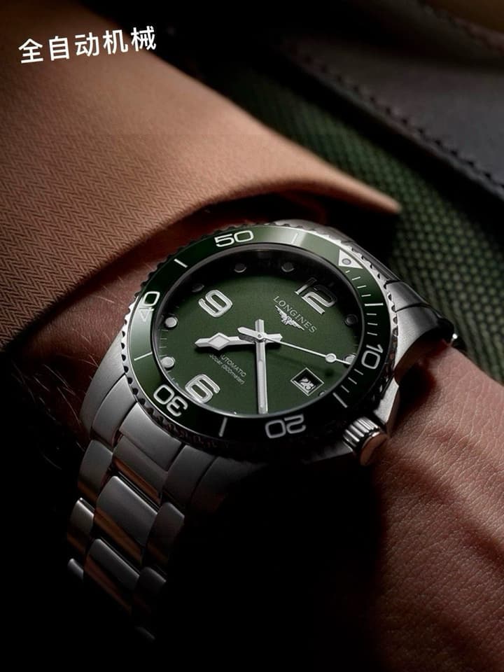 Longines Conquest HydroConquest Automatic Watch in Black Dial Steel Band