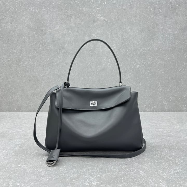 Balenciaga Rodeo Medium Handbag – 24SS Collection in Silver Grey