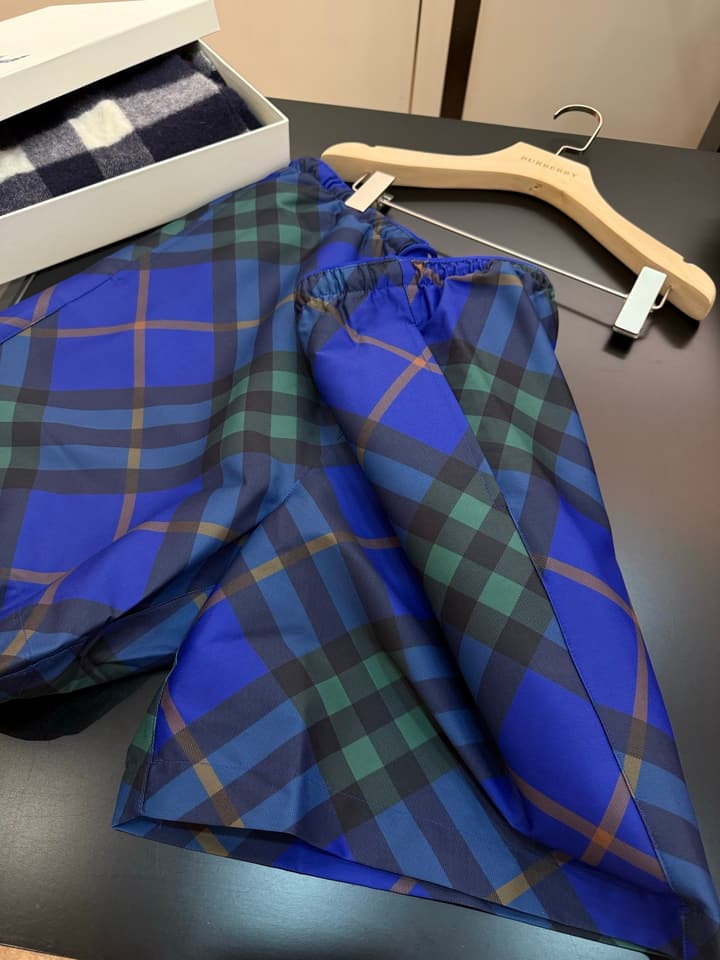 Burberry Diagonal Check Swim Shorts in Apricot