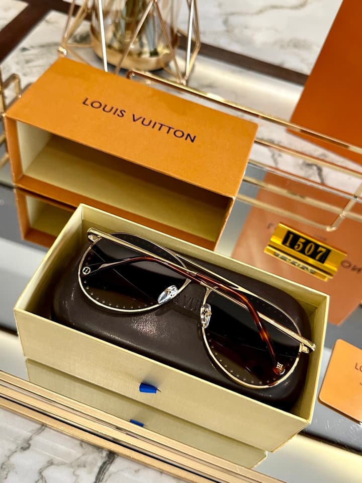 Louis Vuitton Acetate Polarized Sunglasses