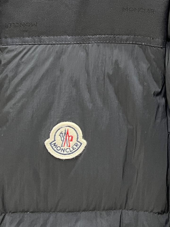Moncler Designer Puffer Jacket – 2025 Collection in Black Puffer Jacket