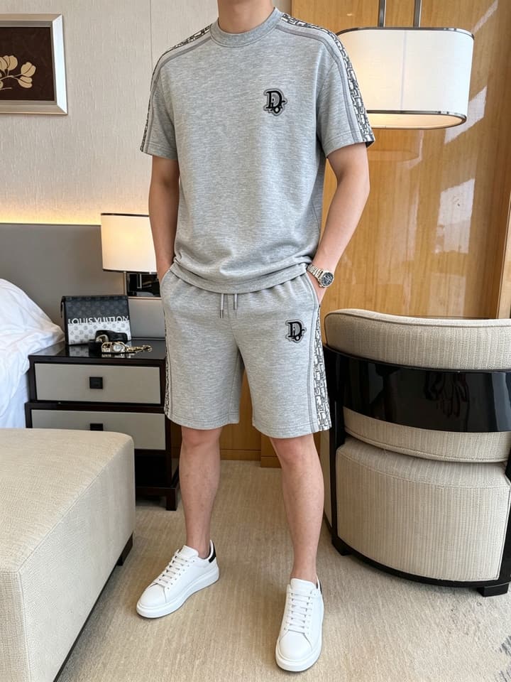 Dior Classic Air Layer T-Shirt and Shorts Set – 2026 Summer Collection in Black Crewneck Oblique Stripe