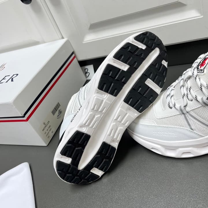 Moncler Men's Casual Sports Sneakers in Black