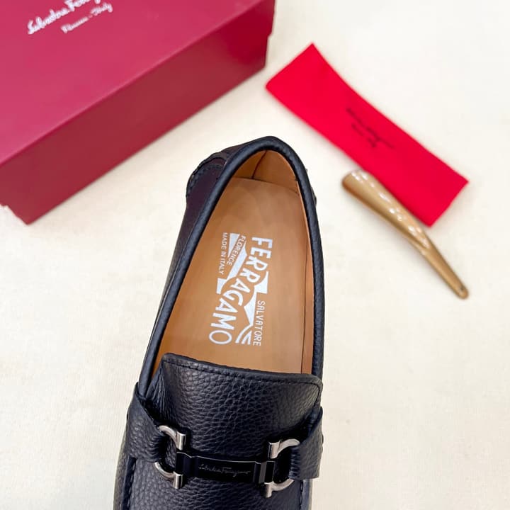 Ferragamo Men's Driving Loafers in Dark Navy Classic Loafer