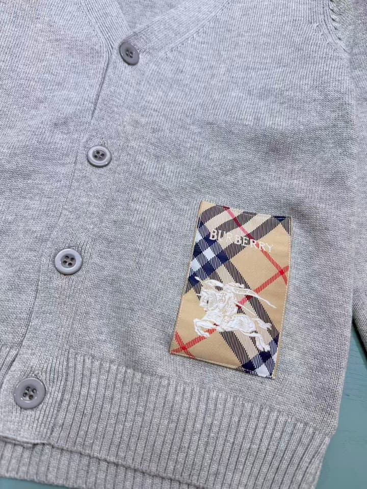 Burberry Classic Kids Knit Cardigan – 2025SS in Light Grey Knit Cardigan