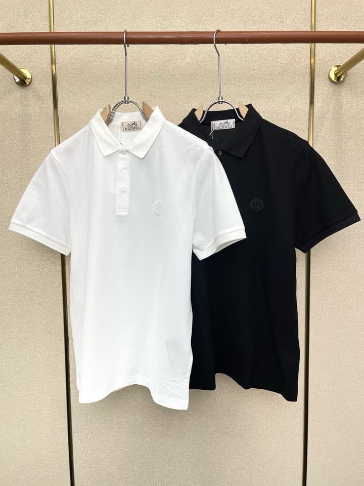 Hermès Men's Casual Short-Sleeve T-Shirt in Khaki