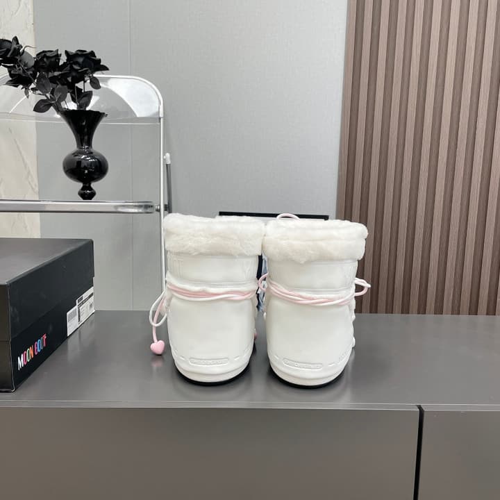 Moon Boot Furry Snow Boots – 2024FW in High
