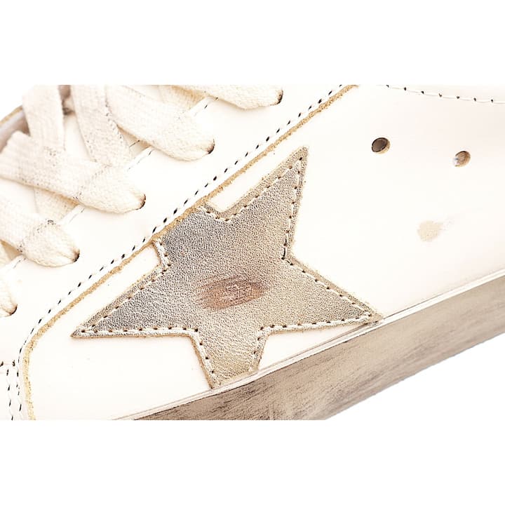 Golden Goose Super Star Sneakers – 2023 Collection in Bright Metallic Outline Star