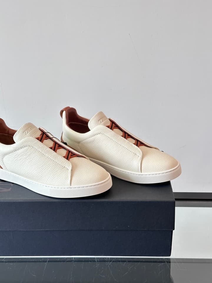 Zegna Men's Low-Top Leather Sneakers in Black & White