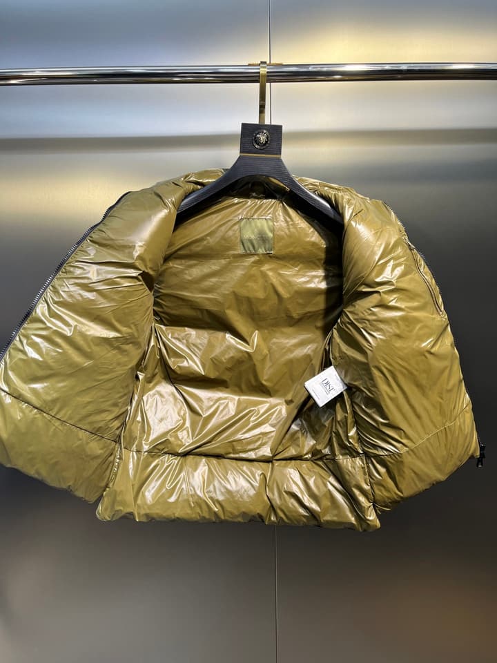 Moncler Lipsi Men's Down Vest – Early Autumn Collection in Black