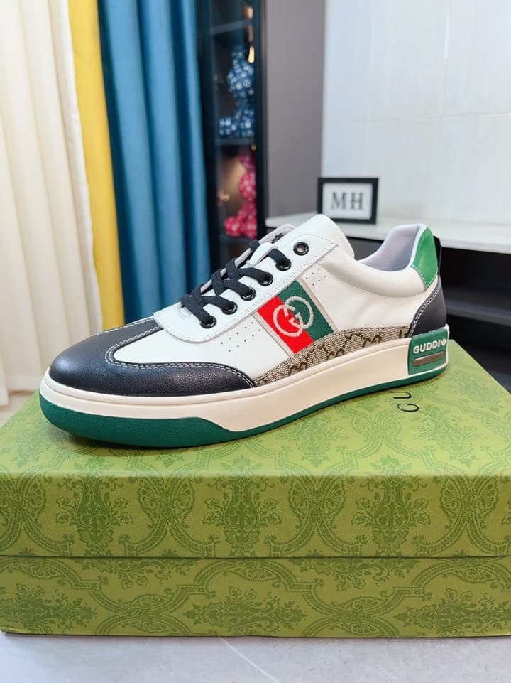 Gucci New Season Casual Fashion Sneakers in Black With Web Stripe