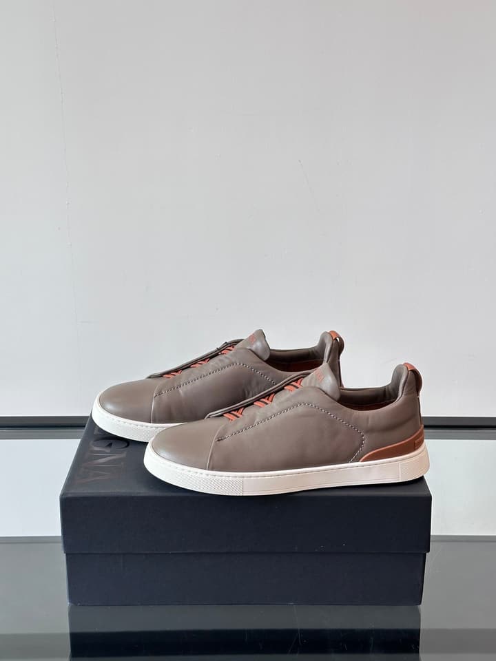 Zegna Men's Low-Top Leather Sneakers in Black & White