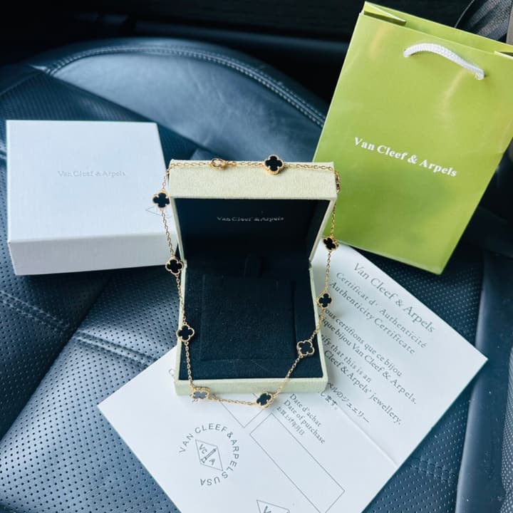 Van Cleef & Arpels Vintage Alhambra Gold Onyx Necklace – 2025 Collection