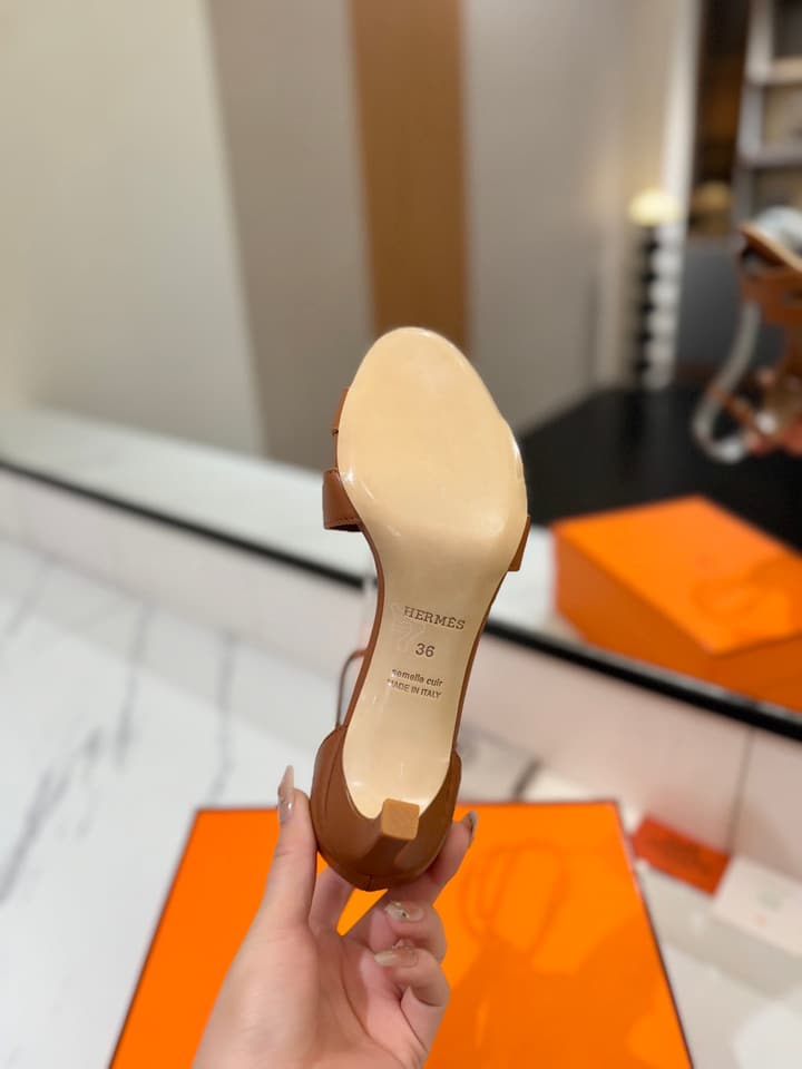 Hermès Classic Smooth Cowhide Heels – 6.5cm in All White