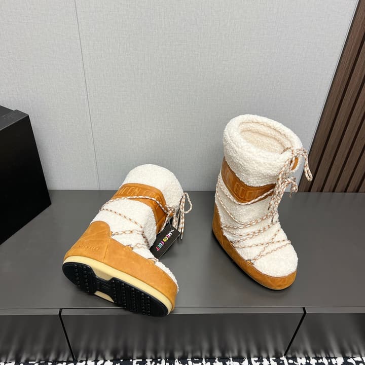Moon Boot Fluffy Y2K Snow Boots – 2024FW in Black